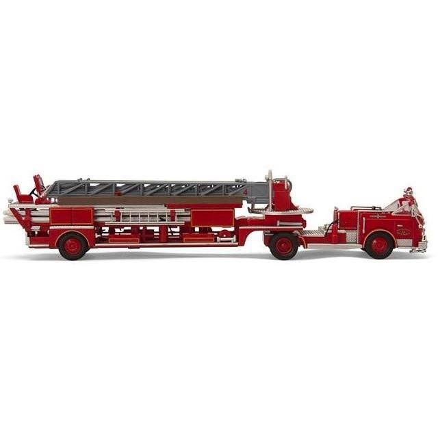 San Francisco Fire Truck 4 Alf 900 Series 1/64 Diecast Car Model by Code 3 - Image 2